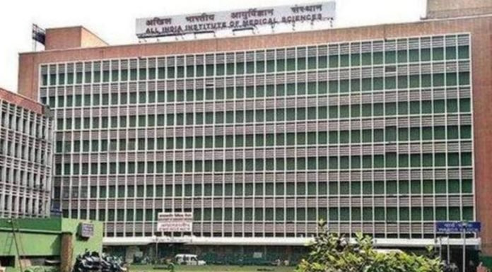 गैर कोरोना मरीजों को नहीं मिल रही दवा, HC ने एम्स और केंद्र से मांगा जवाब