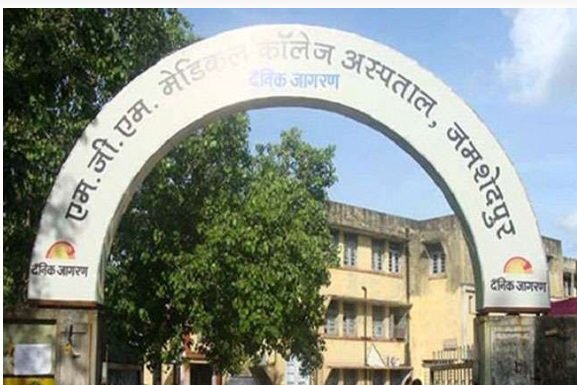 कोरोना मरीजों को दिया तारपिन का तेल, मचा हडक़ंप