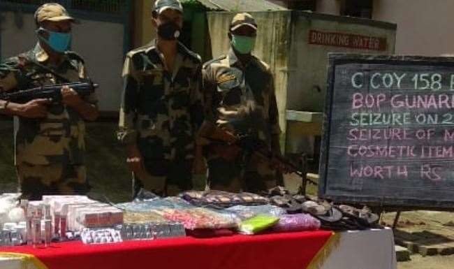 बांग्लादेश भेजी जा रही 12 लाख की दवाइयां जब्त, तस्कर फरार