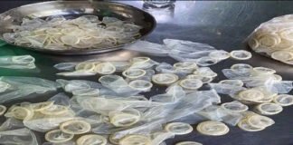 फैक्ट्री में रेड, 3 लाख से ज्यादा यूज्ड कंडोम बरामद