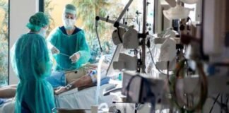 कोरोना महामारी के बीच गहरा रहा ऑक्सीजन का संकट covid