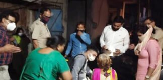 गर्भपात करती रिटायर्ड नर्स को रंगे हाथों किया गिरफ्तार