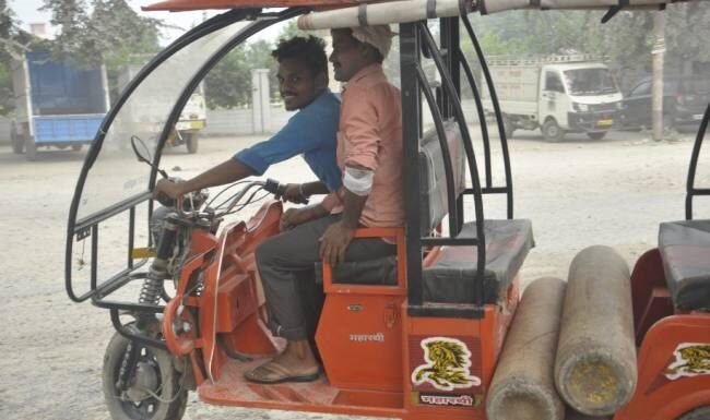 आक्सीजन की आपूर्ति के लिए तैयार नहीं फर्म संचालक