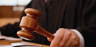 लाइसेंस सस्पेंड होने के बावजूद बनाई जा रही थी दवा, 4.40 लाख जुर्माना के साथ दो को सजा