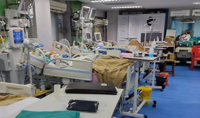 AIIMS के वार्ड में मरीजों को अकेला छोड़ हड़ताल पर गया नर्सिंग स्टाफ