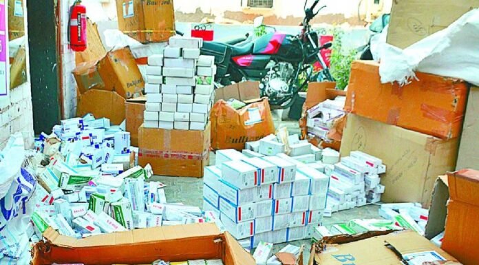 एनसीबी के सात ठिकानों पर छापे, 5 करोड़ की दवाएं जब्त