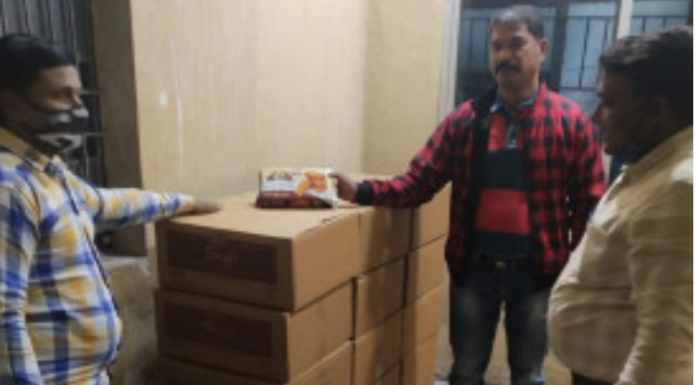 370 सीसी कफ सीरप के साथ मेडिकल स्टोर संचालक गिरफ्तार