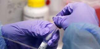 नई वैक्सीन बनाने में जुटे ऑक्सफोर्ड वैज्ञानिक