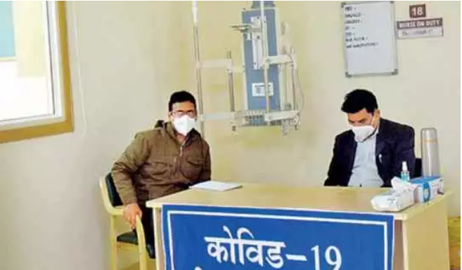RML अस्पताल के डॉक्टरों ने ‘कोविशील्ड’ का टीका लगाने की मांग,’कोवैक्सीन’ पर जताया ऐतराज