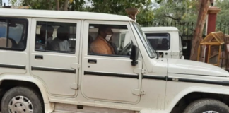 बिना प्रमाण-पत्र चला रहा था दांतों का अस्पताल, स्वास्थ्य विभाग की टीम ने किया काबू