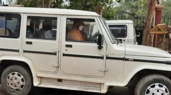 बिना प्रमाण-पत्र चला रहा था दांतों का अस्पताल, स्वास्थ्य विभाग की टीम ने किया काबू