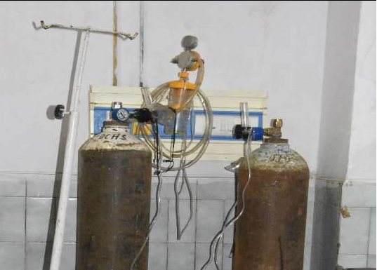 जिला अस्पताल में बेड टू बेड ऑक्सीजन सप्लाई में घपला, नहीं हुई जांच