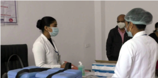 वैक्सीन लगने के एक दिन बाद कोरोना पॉजिटिव निकली नर्स