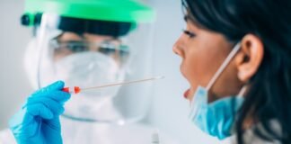 चंद घंटों में फेफड़ों को पंगु बना देता है कोरोना वायरस, वैज्ञानिकों ने संक्रमित कर जाना दवाओं का असर