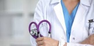 अवैध तरीके से चल था था क्लीनिक, स्वास्थ्य विभाग का छापा, महिला डॉक्टर गिरफ्तार