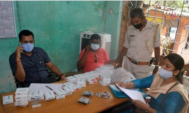 नशीली दवाओं का भंडाफोड़, पांच रुपये की दवा बेची जाती थी 40 रुपये में