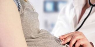 महिला फिजियोथेरेपिस्ट गर्भपात करते रंगेहाथ गिरफ्तार, क्लीनिक सील