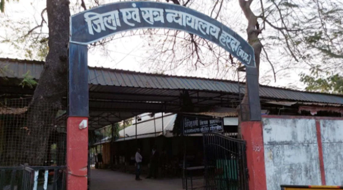 बच्ची को दवा के नाम पर जहर पिलाने वाली आरोपी महिला को आजीवन कारावास