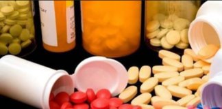 सोशल मीडिया पर वायरल हो रही दवा की पर्ची ले कर लोग कर रहे खरीदारी