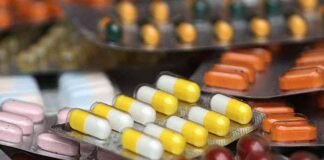 सरकारी अस्पतालों में भेजी गई एंटीबॉयोटिक दवा में नमी