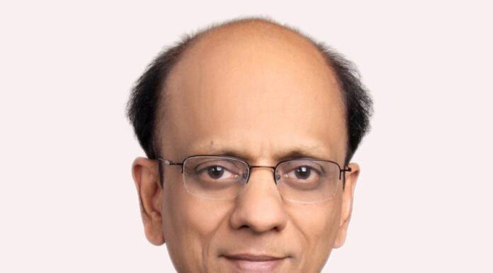 मुंह में ऑक्सीजन लगाकर भी करते रहे लोगों की मदद, लेकिन खुद हार गए कोरोना से जिंदगी की जंग