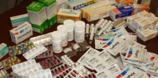 दवाईयों के ओवर स्टॉक ने दवा व्यापारी की बढ़ाई चिंता