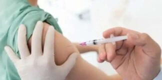 15 मिनट में महिला को लगा दी वैक्सीन की 3 डोज, प्रशासन ने खारिज की बात