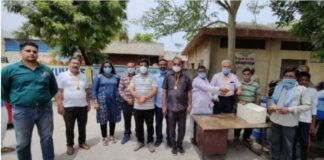 कोरोना संकट के चलते बांटी गई होम्योपैथी की इम्यूनिटी बूस्टर दवा