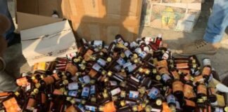 एक मकान पर छापेमारी, भारी मात्रा में नकली दवा और सेनिटाइजर बरामद