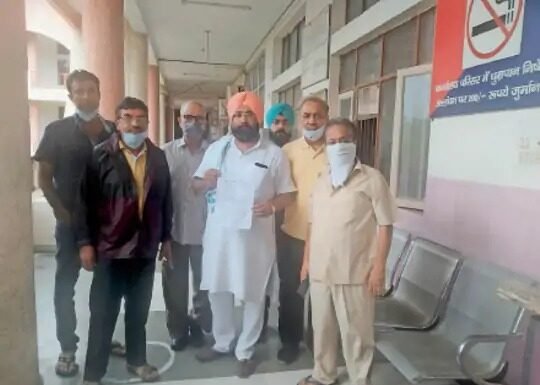 केमिस्ट एसोसिएशन ने एसपी को दिया अल्टीमेटम, जाने क्या है वजह