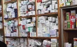 बिना फार्मासिस्ट के चल रही 300 दवा दुकान, के मेडिकल स्टोरों के लाइसेंस सस्पेंड