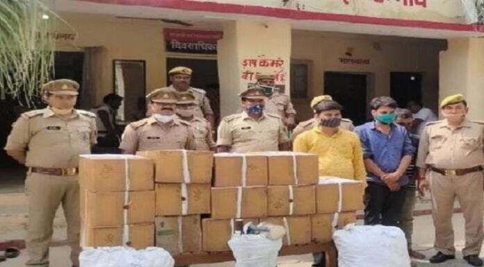 नकली दवा बनाने वाली फैक्ट्री पर स्वास्थ्य विभाग की टीम ने मारा छापा, तीन गिरफ्तार