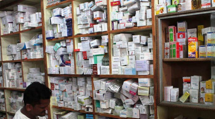 दवा दुकानदारों के लिए बड़ी खबर, दवा दुकान पर फार्मासिस्ट की मौजूदगी जरूरी, वरना………