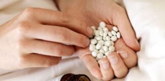 कैंसर की एक्सपायरी दवा बेचने वाले गैंग का खुलासा, रैपर बदलकर करते थे सप्लाई