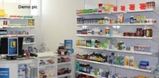 औषधि निरीक्षक ने अवैध मेडिकल स्टोर पर मारा छापा, एक लाख की दवाइयां जब्त