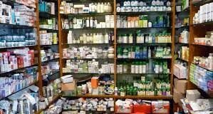 औषधि विभाग की टीम ने मेडिकल स्टोर पर की ताबड़तोड़ छापेमारी, पांच स्टोर में दवा की बिक्री पर लगी रोक