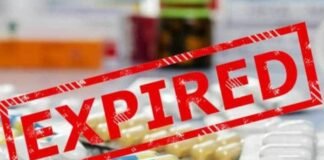 ड्रग इंस्पेक्टर ने दवा का सैंपल भरा, एक्सपायरी मिले इंजेक्शन