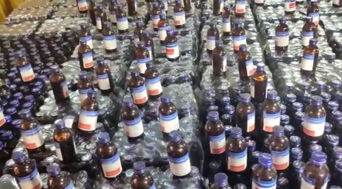 कार्रवाई : 1.88 लाख का 1600 शीशी कफ सिरप जब्त cough syrup