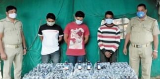 अवैध कफ सिरप के 659 बोतल बरामद, सात युवक गिरफ्तार