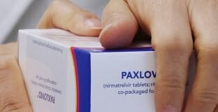 गंभीर बीमारी के जोखिम वाले वयस्कों के लिए फाइजर की कोरोना गोली फाइजर की कोरोना गोली