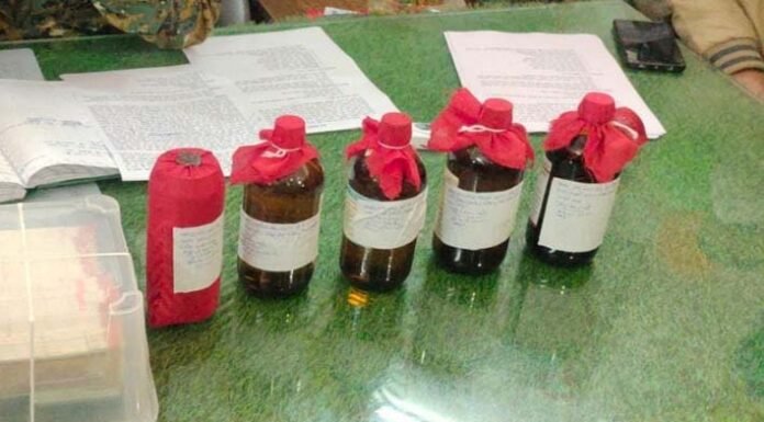 नशीली दवा के साथ दो युवक गिरफ्तार, 13 कार्टून दवा बरामद नशीली दवा