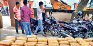 शहडोल: ब्यौहारी में प्रतिबंधित सीरप का जखीरा बरामद, 1308 शीशी जब्त दवा व्यवसायी