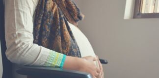 WHO ने प्रसव के बाद महिलाओं, नवजात शिशुओं की देखभाल की मांग Pregnant