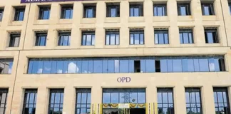 HIV संक्रमित खून चढ़ाने से बच्ची की मौत, जांच अब भी अधूरी aiims bhopal