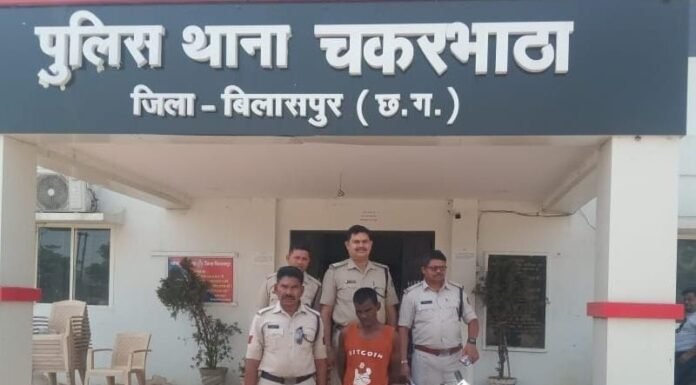 चोरी की गाड़ी पर नकली कफ सिरप बेचने निकला तस्कर, गिरफ्तार कफ सिरप