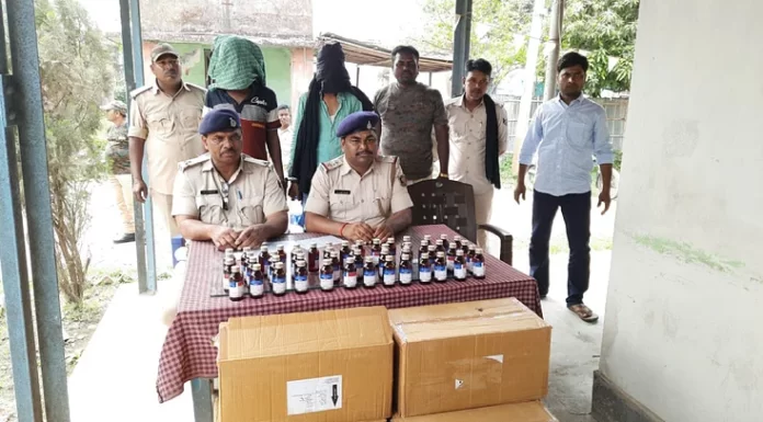 हर तरफ कफ सिरप का जाल, प्रतिबंधित दवा की 980 शीशी बरामद कफ सिरप