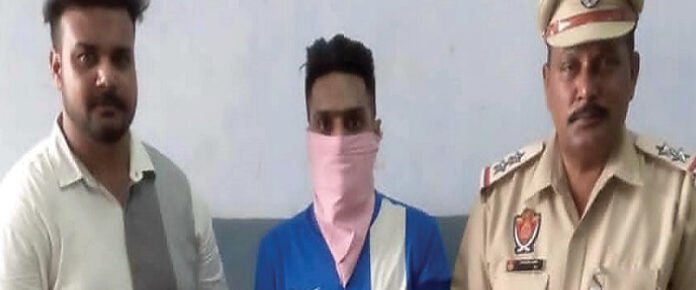 प्रतिबंधित दवाओं की बिक्री का खेल, 511 शीशी के साथ युवक गिरफ्तार गिरफ्तार