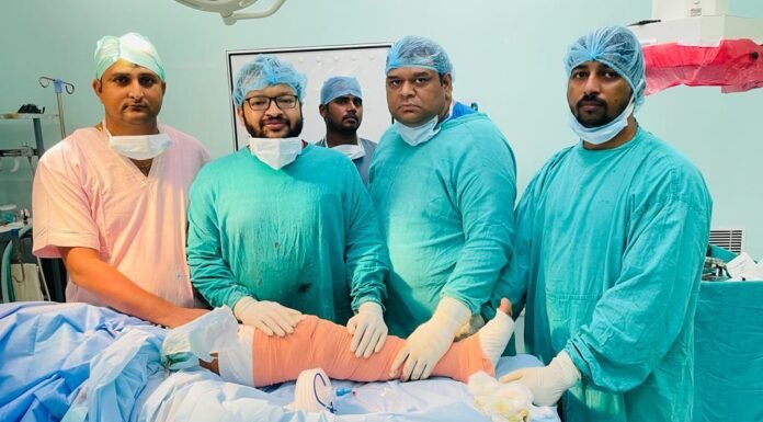ईएसआईसी लखनऊ में हुई पहली टोटल नी रिप्लेसमेंट सर्जरी सर्जरी