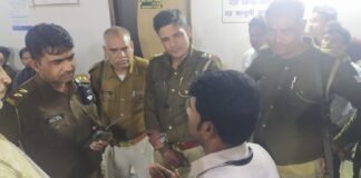 वाराणसी के जैन हॉस्पिटल में मरीज के परिजनों ने किया हंगामा Varanasi