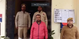 नॉट फार सेल लिखी दवाएं बरामद, जांच में जुटी पुलिस